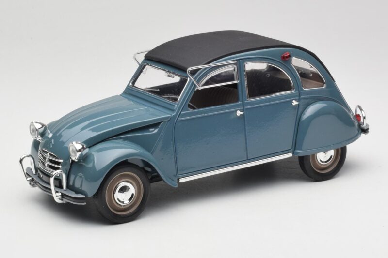 Citroen 2CV Bleu Nuit Solido 1:18 8028 Metalli