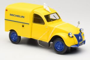 Citroen 2CV Fourgonnette Michelin Bibendum Norev 1:18 181502 Metalli — kuva 4 / 6