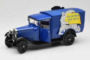 Citroen C4 F Pas de Pneus Trop Petit Sininen Solido 1:18 151235-00 Metalli — kuva 2 / 8