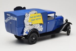 Citroen C4 F Pas de Pneus Trop Petit Sininen Solido 1:18 151235-00 Metalli — kuva 3 / 8