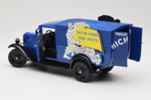 Citroen C4 F Pas de Pneus Trop Petit Sininen Solido 1:18 151235-00 Metalli — kuva 5 / 8