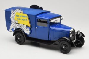 Citroen C4 F Pas de Pneus Trop Petit Sininen Solido 1:18 151235-00 Metalli — kuva 6 / 8