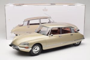 Citroen DS 23 Pallas Beige Norev 1:12 121730 Metalli — kuva 6 / 6