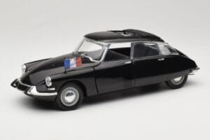 Citroen DS Presidentielle Harmaa Solido 1:18 8035 Metalli