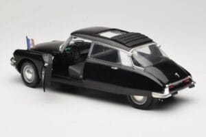 Citroen DS Presidentielle Harmaa Solido 1:18 8035 Metalli — kuva 5 / 8