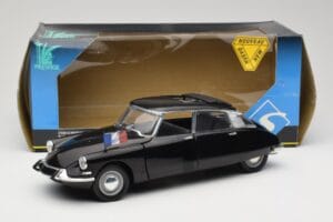 Citroen DS Presidentielle Harmaa Solido 1:18 8035 Metalli — kuva 8 / 8