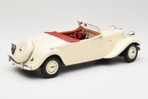 Citroen Traction Avant 11B Avoauto Kerma Norev 1:18 181440 Metalli — kuva 2 / 6