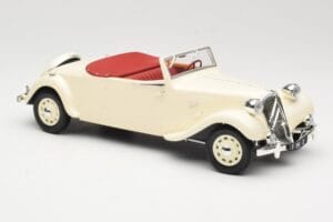 Citroen Traction Avant 11B Avoauto Kerma Norev 1:18 181440 Metalli — kuva 4 / 6