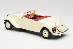 Citroen Traction Avant 11B Avoauto Kerma Norev 1:18 181440 Metalli — kuva 5 / 6