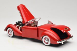 Cord 812 Avoauto Punainen American Muscle 1:18 32158 Metalli — kuva 5 / 8
