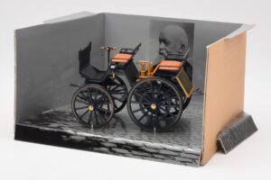 Daimler Motorkutsche 1886 Minichamps 1:24 B66040002 Metalli — kuva 3 / 4