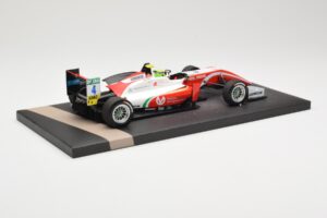 Dallara Mercedes F317 #4 M. Schumacher Prema Theodore Racing European F3 Champion 2018 Minichamps 1:18 517181804 Metalli — kuva 3 / 6