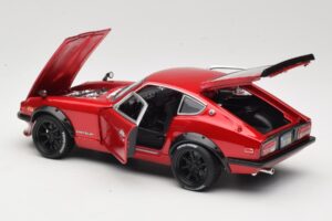 Datsun 240Z S30 Punainen Maisto 1:18 32611 Metalli — kuva 5 / 8