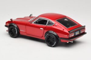 Datsun 240Z S30 Punainen Maisto 1:18 32611 Metalli — kuva 7 / 8