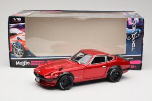 Datsun 240Z S30 Punainen Maisto 1:18 32611 Metalli — kuva 8 / 8
