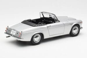 Datsun Fairlady 2000 SR311 Roadster Hopea AUTOart 1:18 77432 Metalli — kuva 3 / 8