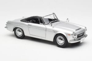 Datsun Fairlady 2000 SR311 Roadster Hopea AUTOart 1:18 77432 Metalli — kuva 6 / 8