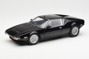 De Tomaso Pantera Musta Kyosho 1:18 08851BK Metalli