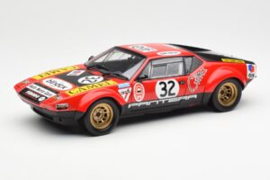 De Tomaso Pantera #32 Jaquemin / Deprez 24 Hours of Le Mans 1972 Kyosho 1:18 08855B Metalli