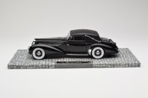 Delage D8-120 Avoauto Musta Minichamps 1:18 107115131 Metalli — kuva 3 / 6