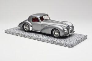 Delahaye Type 145 V12 Coupe Mullin Museum Minichamps 1:18 107116120 Metalli — kuva 6 / 6