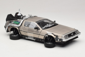 DeLorean DMC-12 Back to the Future Time Machine Sun Star 1:18 2710 Metalli — kuva 4 / 6