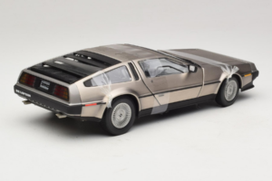 DeLorean DMC-12 Hopea Sun Star 1:18 2703 Metalli — kuva 2 / 6