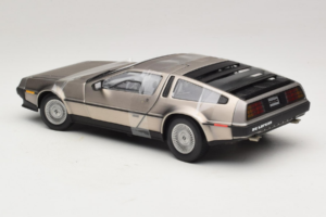 DeLorean DMC-12 Hopea Sun Star 1:18 2703 Metalli — kuva 5 / 6