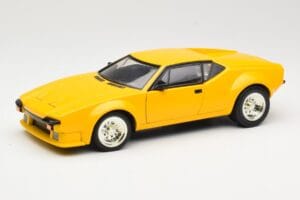 De Tomaso Pantera Keltainen Hot Wheels 1:18 De Tomaso Pantera Keltainen Hot Wheels 1:18 27809 Metalli