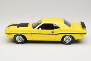 Dodge Challenger R/T NCIS TV Series Car Greenlight 1:18 12845 Metalli — kuva 4 / 8