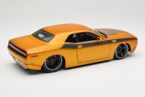 Dodge Challenger Concept Kulta Maisto 1:18 31320 Metalli — kuva 3 / 8