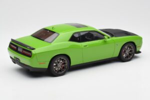 Dodge Challenger SRT Hellcat Vihreä GT Spirit 1:18 GT168 Hartsi — kuva 2 / 6