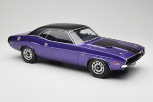 Dodge Challenger R/T Plum Crazy Otto 1:12 G083 Hartsi — kuva 4 / 6