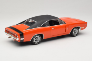 Dodge Charger R/T Oranssi & Musta American Muscle 1:18 39314 Metalli — kuva 3 / 8