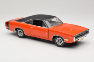 Dodge Charger R/T Oranssi & Musta American Muscle 1:18 39314 Metalli — kuva 6 / 8