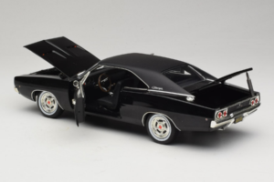 Dodge Charger R/T Steve McQueen Bullitt Movie Greenlight 1:18 12839 Metalli — kuva 5 / 8