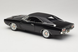 Dodge Charger R/T Steve McQueen Bullitt Movie Greenlight 1:18 12839 Metalli — kuva 7 / 8