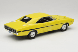 Dodge Charger R/T Keltainen Dirty Mary Crazy Larry Auto World 1:18 AWSS101/06 Metalli — kuva 3 / 8