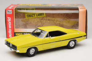 Dodge Charger R/T Keltainen Dirty Mary Crazy Larry Auto World 1:18 AWSS101/06 Metalli — kuva 8 / 8