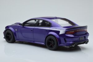 Dodge Charger Super Bee Violetti GT Spirit 1:18 GT895 Hartsi — kuva 5 / 6