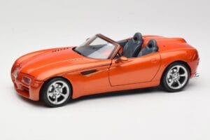 Dodge Concept Vehicle Oranssi Maisto 1:18 50323 Metalli