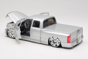 Dodge Ram Tuned Hopea Jada 1:18 63162-SM Metalli — kuva 5 / 8