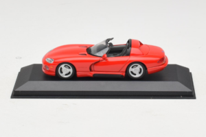 Dodge Viper RT/10 Avoauto Punainen Minichamps 1:43 430144032 Metalli