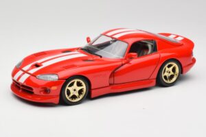 Dodge Viper GTS Punainen Bburago 1:18 3075 Metalli