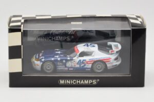 Dodge Viper GTS-R #45 Hezemans / Bunting / Zonca / Gregg Rolex 24 at Daytona 2002 Minichamps 1:43 400021445 Metalli — kuva 4 / 4