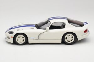 Dodge Viper GTS Stone White GT Spirit 1:18 GT940 Hartsi — kuva 3 / 6