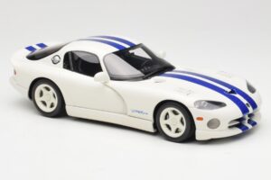Dodge Viper GTS Stone White GT Spirit 1:18 GT940 Hartsi — kuva 4 / 6