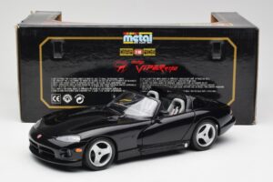 Dodge Viper RT/10 Musta Bburago 1:18 3065 Metalli — kuva 8 / 8