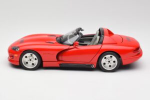 Dodge Viper RT/10 Punainen Rajoitettu Painos Bburago 1:18 3025 Metalli — kuva 4 / 8
