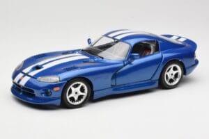 Dodge Viper GTS SR II Sininen Valkoisilla Raidoilla Bburago 1:18 3330 Metalli